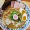 「濃厚魚介豚骨ワンタン麺」ぬーじボンボンメンデス(那覇市)